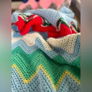 Vintage 1980s Hand Made Afghan